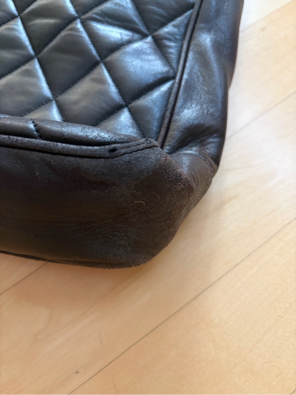As is Authentic Vintage Chanel Black Quilted Leather Tote with Gold Plated HW - Picture 3 of 5